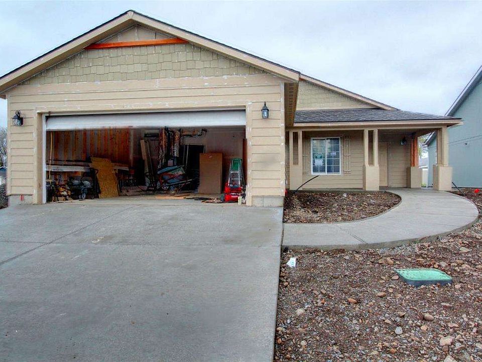 1st image of 1915 S Canyon Woods Ln