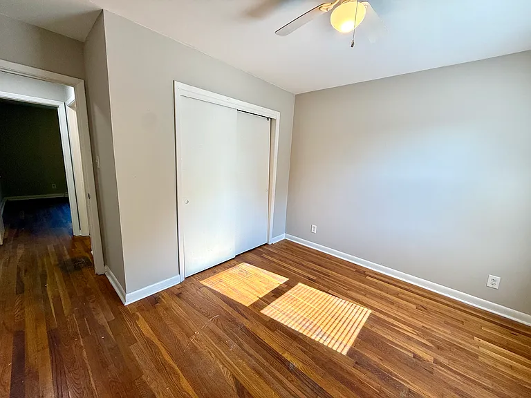 927 Dillard St #927 — Photo 12