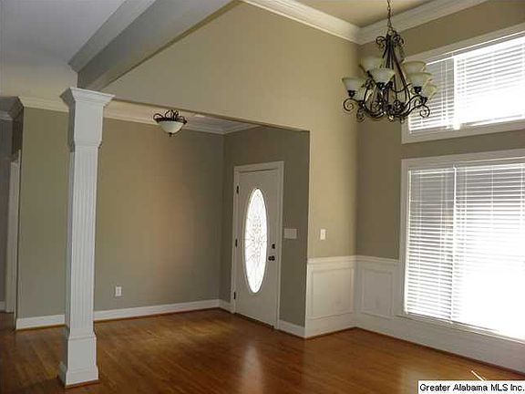 3rd image of 715 Brookhaven Dr