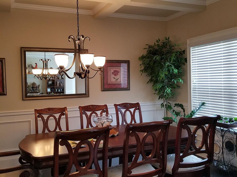 2nd image of 606 Cliff Lake Trl