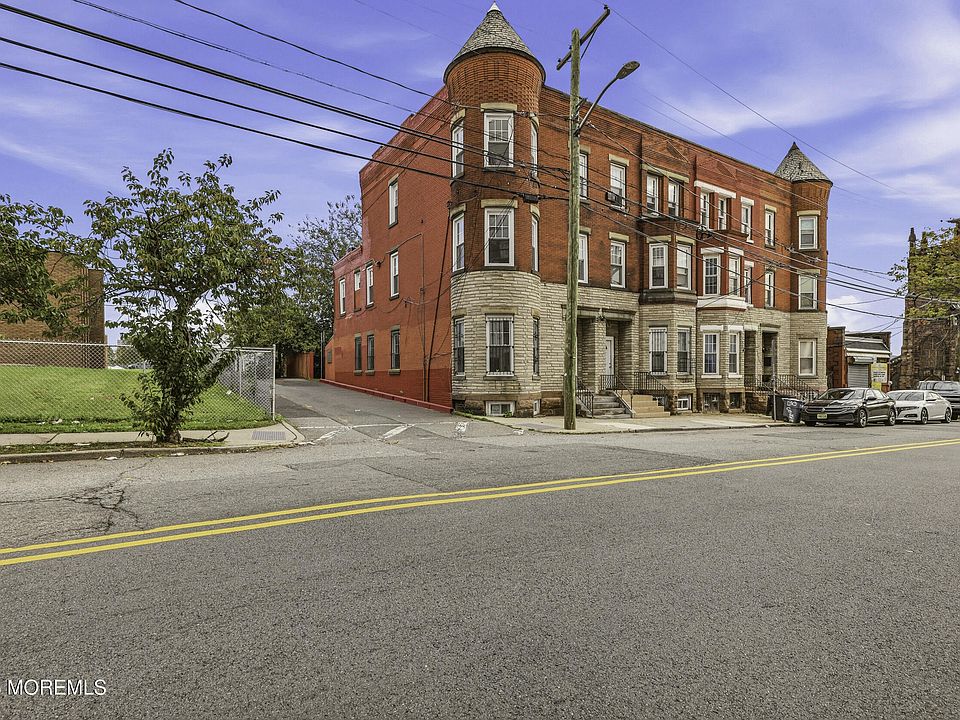 1st image of 132 Court Street