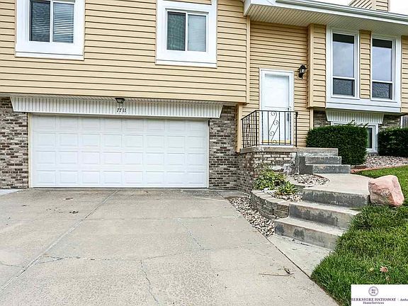 4th image of 7711 S 71st St