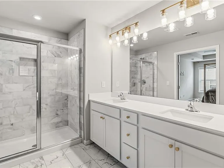 6504 Brooklake Ct — Photo 9