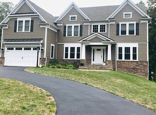 1712 Beulah Rd, Vienna, VA 22182