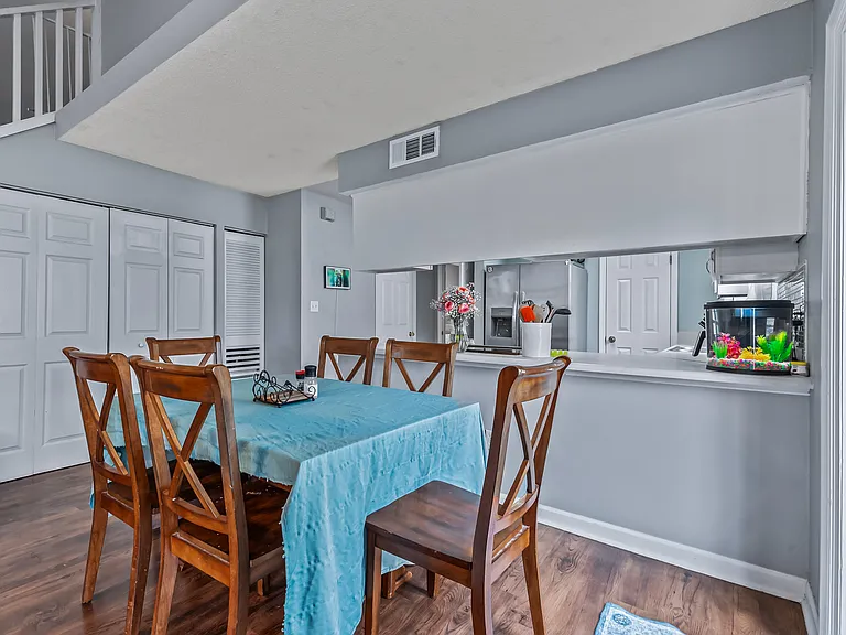 4112 Castellan Dr — Photo 14