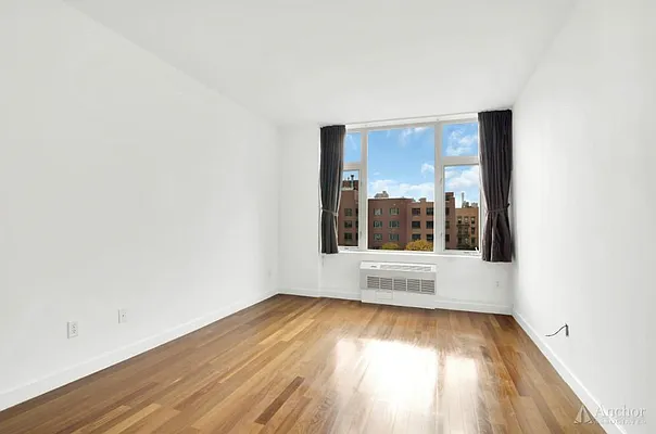 Sold by Anchor Associates | media 4