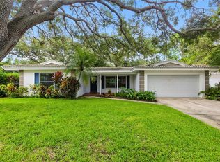 1861 Harmony Dr, Clearwater, FL 33756