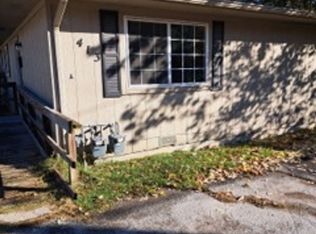 413 E Dale St #A, Springfield, MO 65803