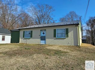 1047 Graves St, Martinsville, VA 24112