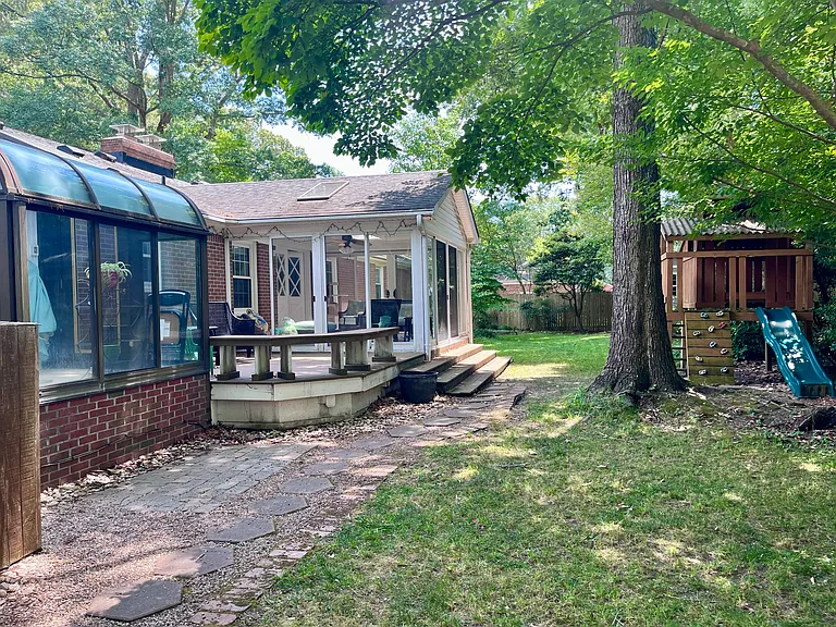 4625 Hoylake Dr — Photo 12