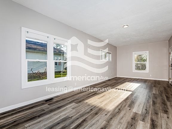 5-Living Room