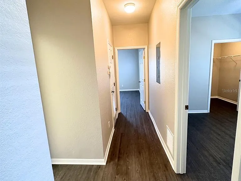 1604 Eagle Pond Dr — Photo 14