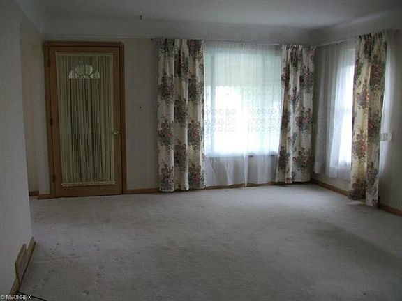 2nd image of 5803 Southington Dr