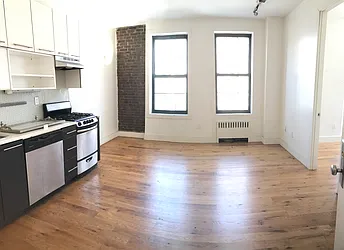 Rented by Simply Brooklyn Realty Inc