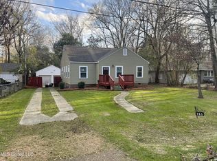 741 Chickasaw Ave, Jackson, MS 39206