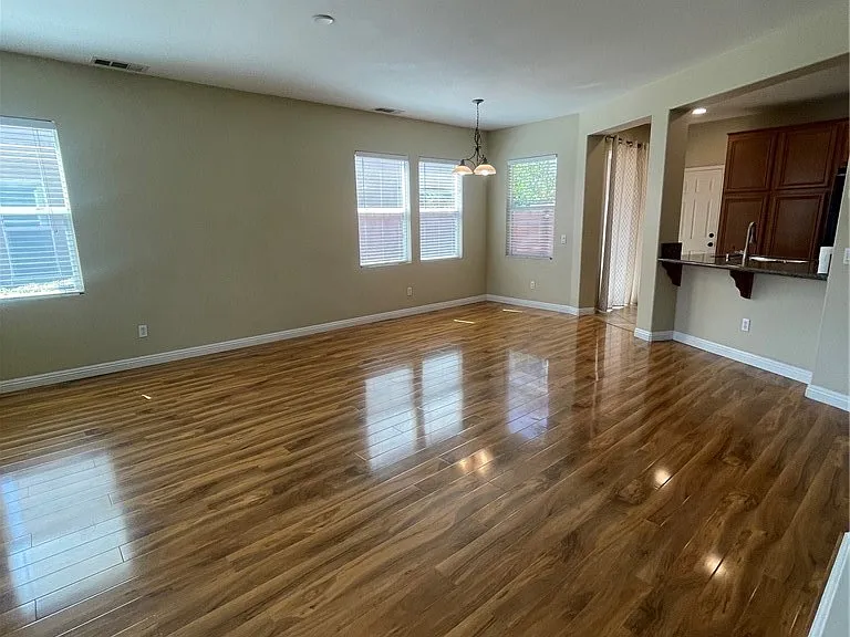 15996 Moonflower Ave — Photo 5