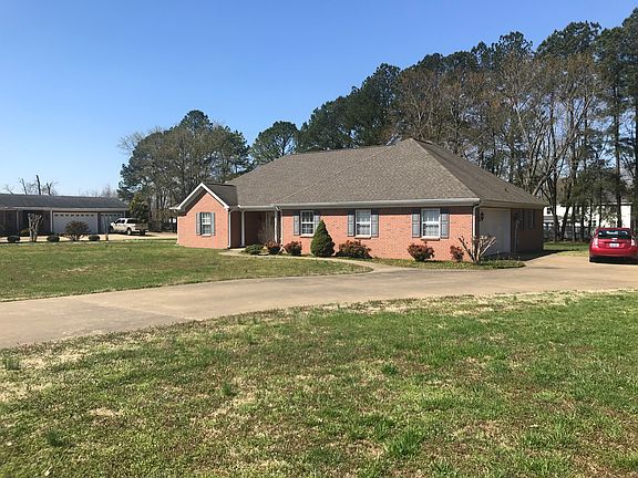 2nd image of 2211 Pleasant Valley Ave