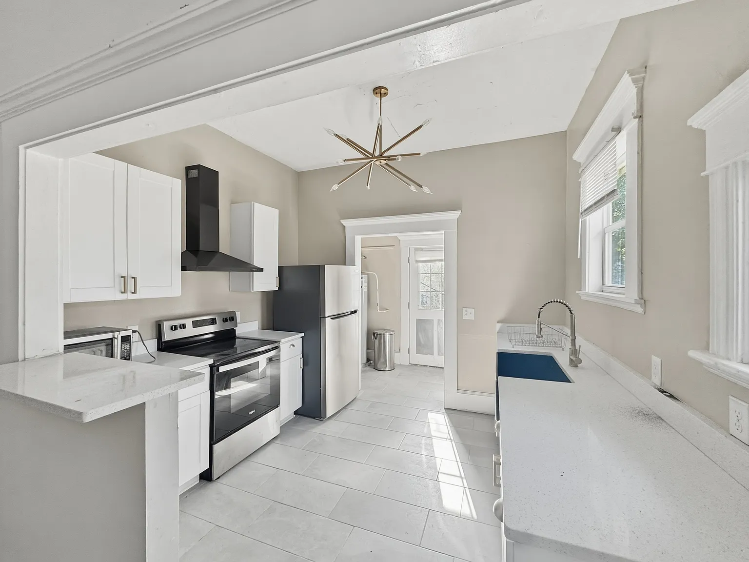1831 North Laura Street - 1 — Photo 3