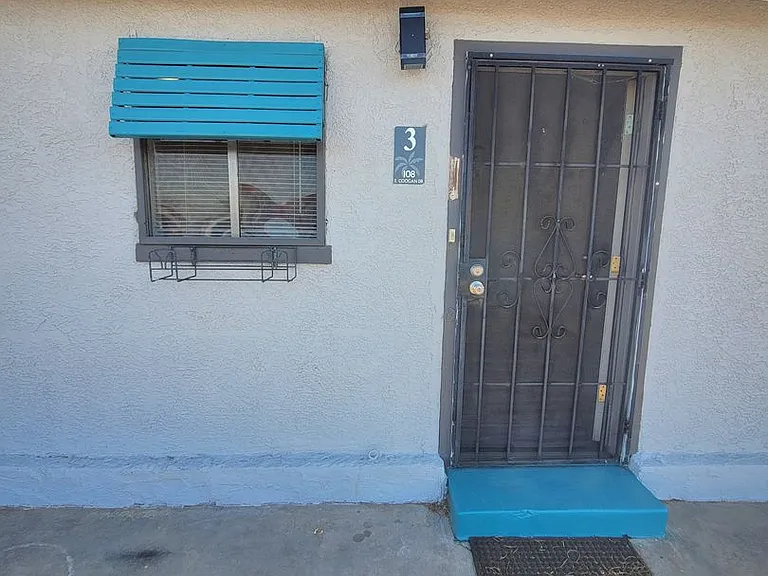 108 E Coogan Dr — Photo 35
