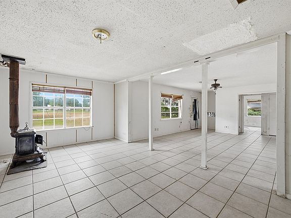 4th image of 356 Farney Rd