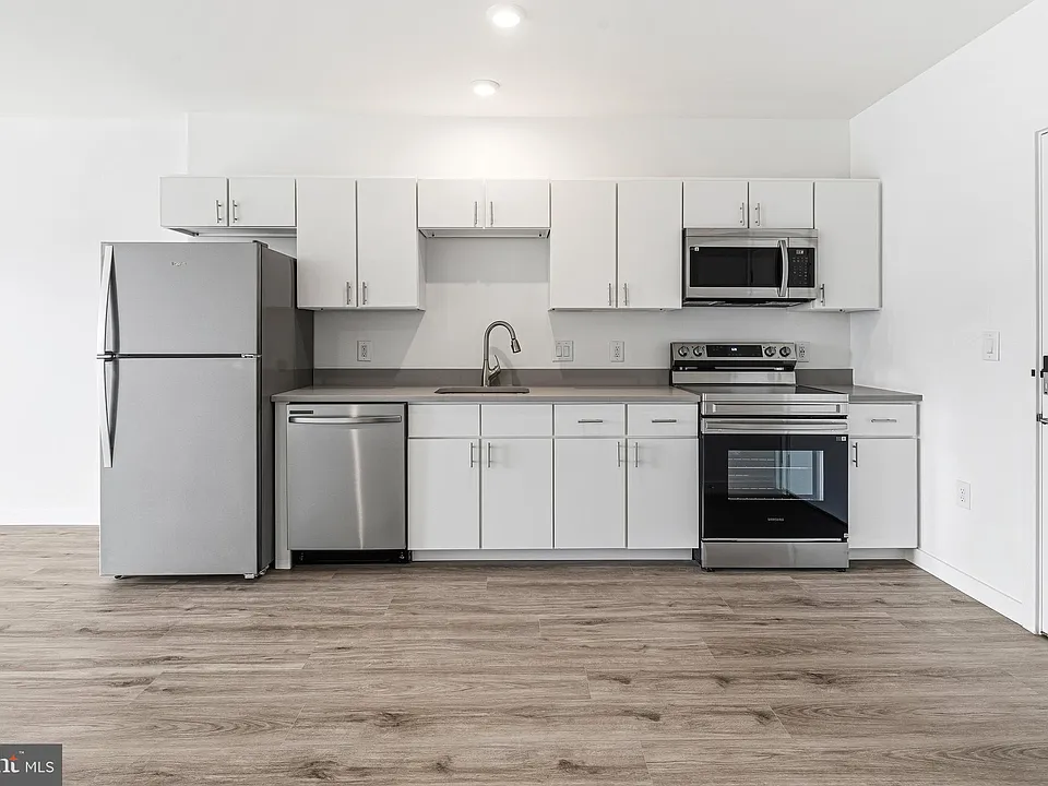 915 N Broad St #17-311