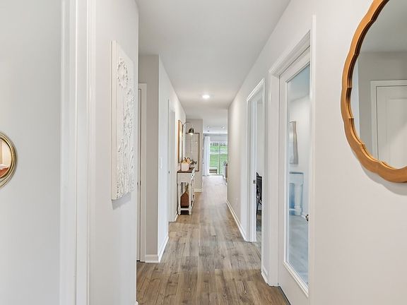 5th image of 1413 Belmont Way