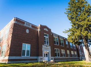 1100 3rd Ave #5, Leavenworth, KS 66048