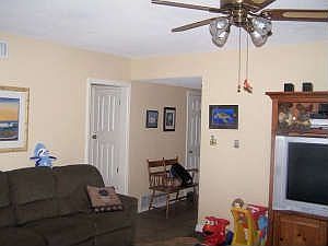 2nd image of 1834 W Elm Ave