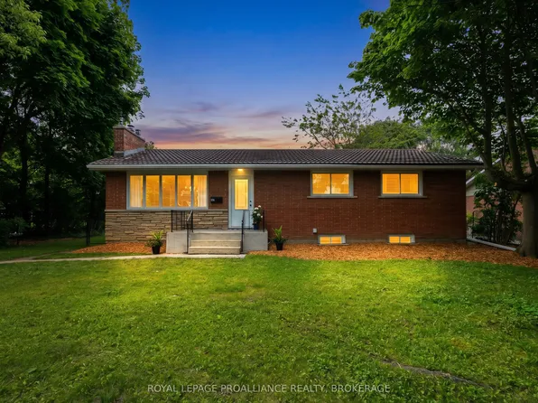59 Metcalfe Ave, Kingston, ON K7M 2W7