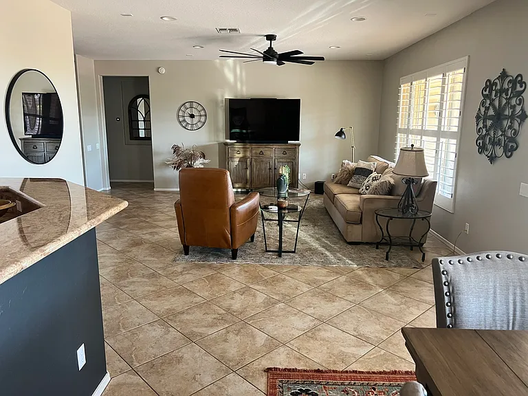 23321 N Las Positas Ct — Photo 5