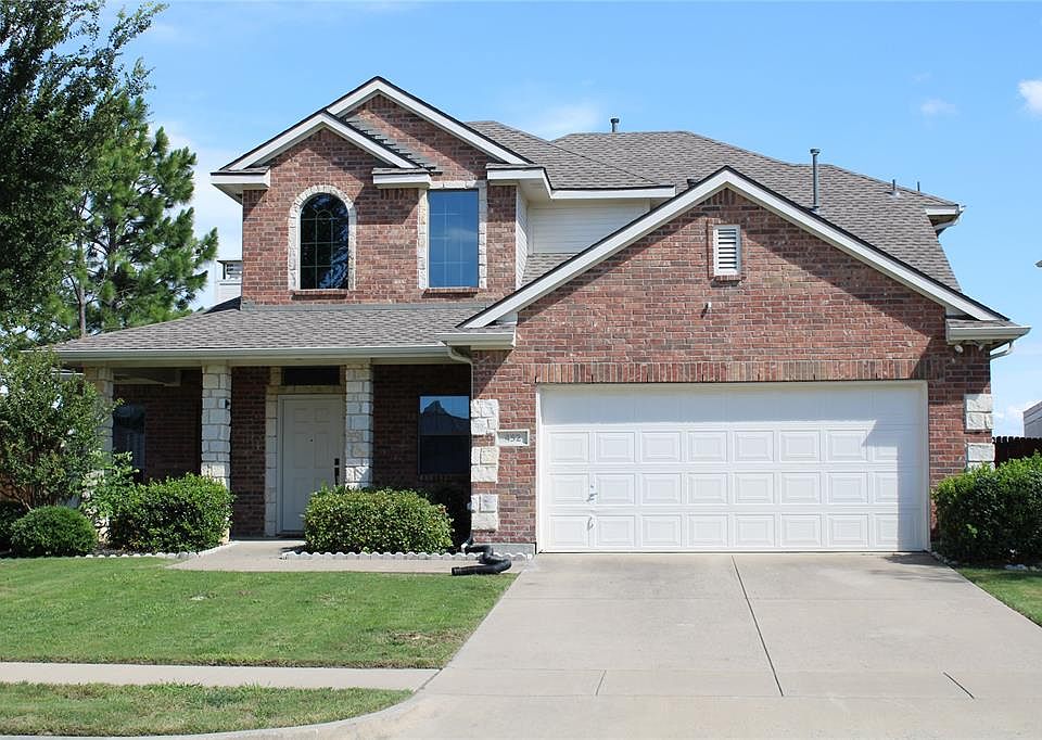 1st image of 452 Willowlake Dr