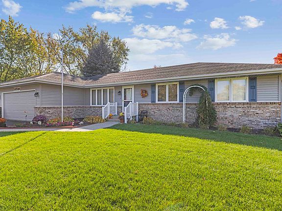 2nd image of 10326 Baederwood Dr