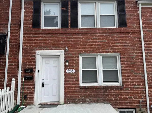 528 Random Rd, Baltimore, MD 21229