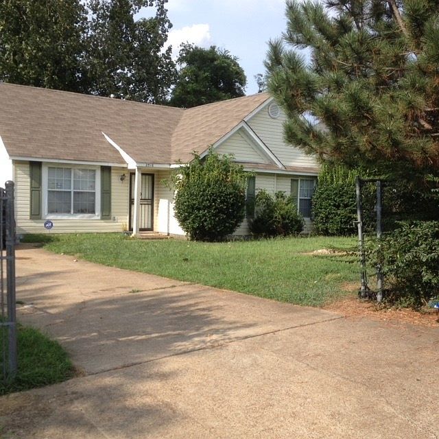 1st image of 2516 Durham Dr