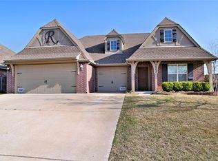 3903 W 110th Pl S, Jenks, OK 74037