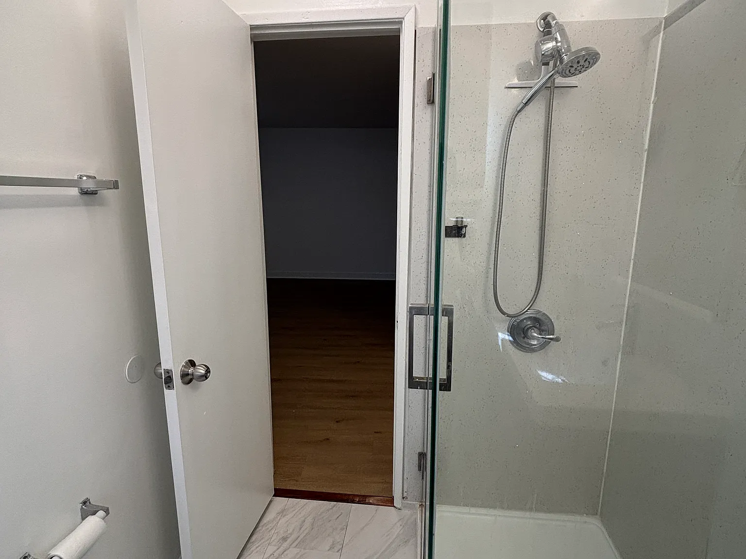 Studio, 470 sqft, $2,500 — Photo 4