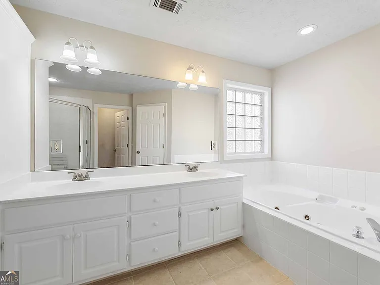 7988 Westlake Dr — Photo 15