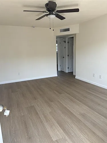 2330 E Ashlan Ave #206 Photo 1