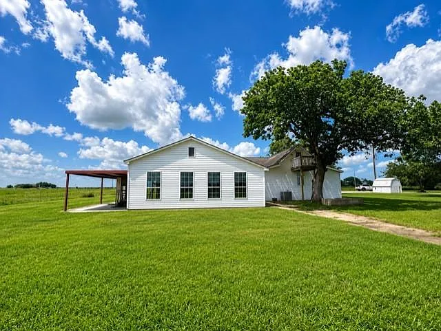 4175 County Road 387 — Photo 18