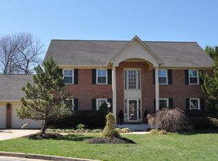 3908 Sandalwood Ct, Fairfax, VA 22031