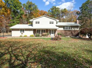 32 Darren Rd, Lagrangeville, NY 12540