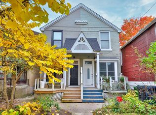 836 Manning Ave, Toronto, ON M6G 2W8