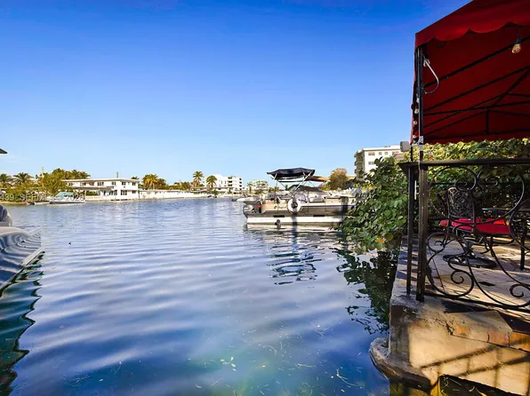 8200 Byron Ave #2, Miami Beach, FL 33141