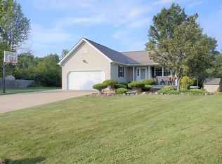 7983 Vanderslice Ct, Garrettsville, OH