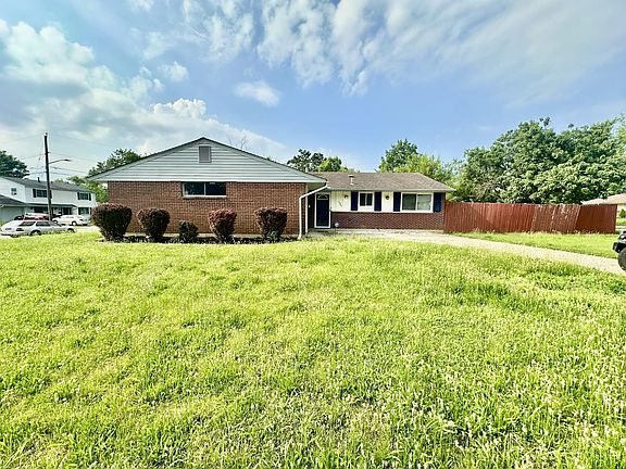 2nd image of 1527 Continental Dr