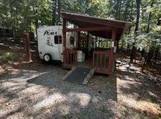 38 10th St, Ellijay, GA 30540