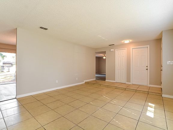 4th image of 2308 Dunbury Ct
