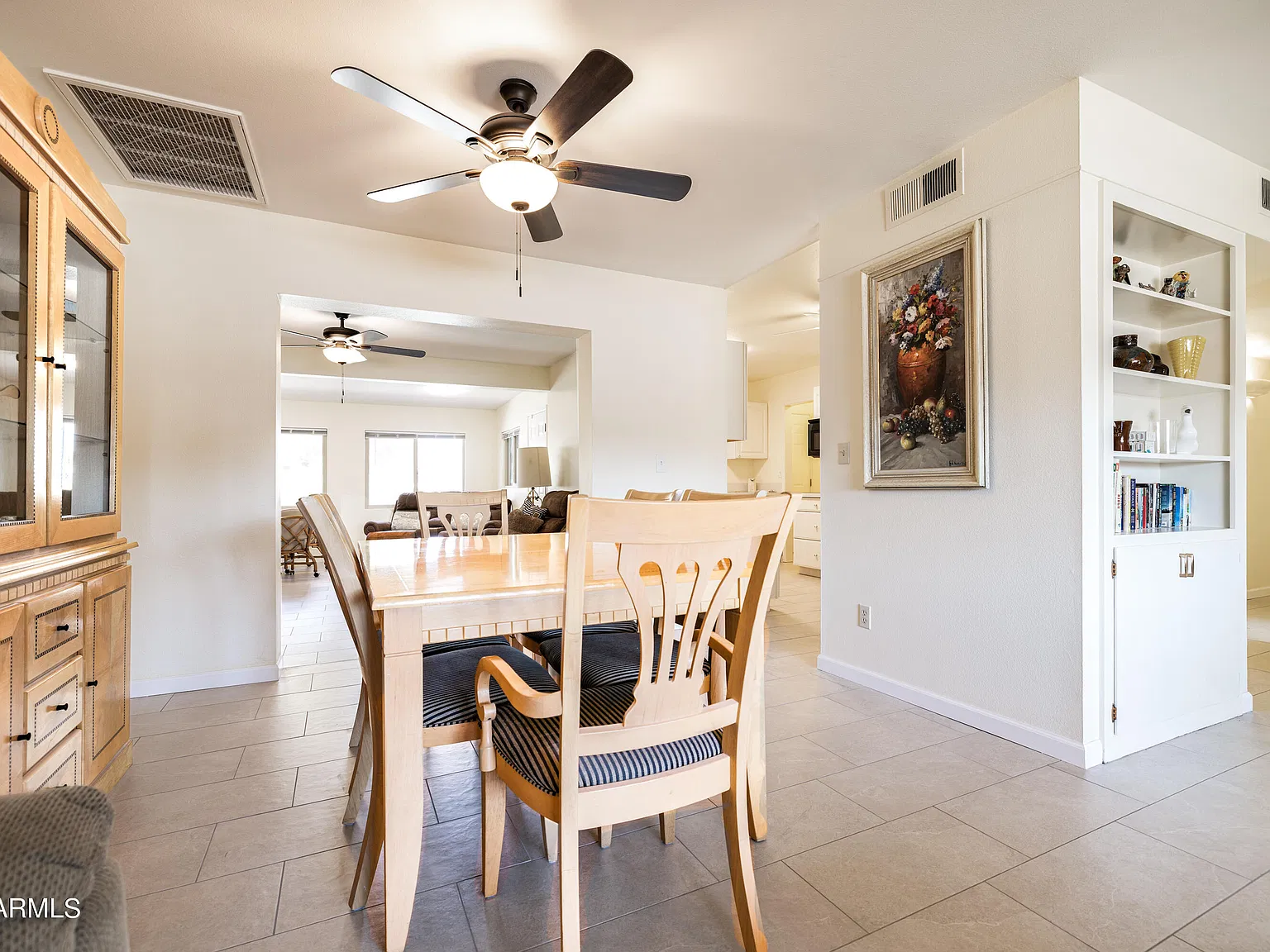 3 bed, 2.0 bath, 1623 sqft, $3,000 — Photo 3