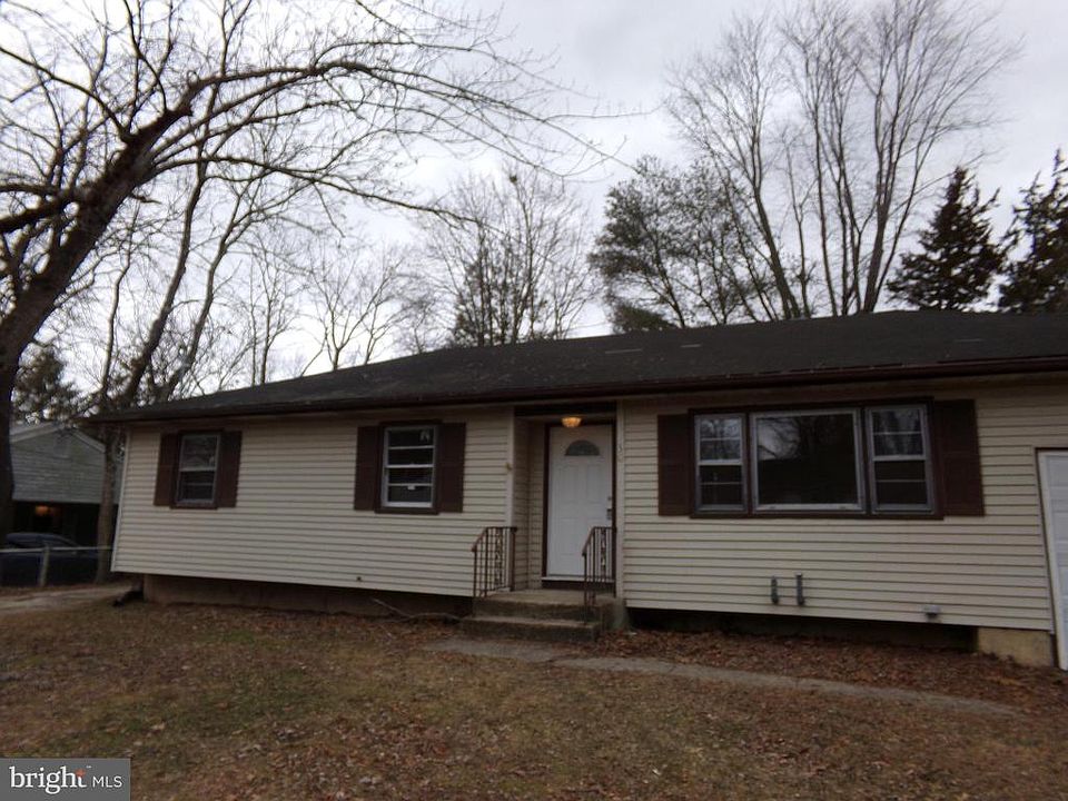 1st image of 30 Apple Ave