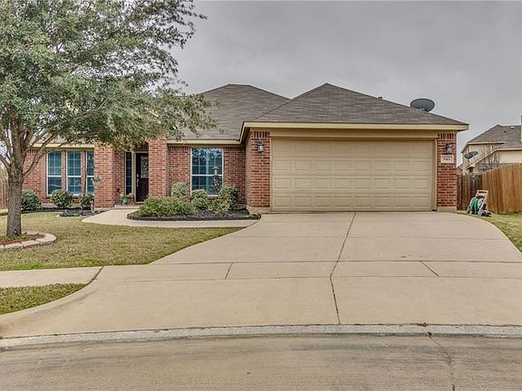 2nd image of 944 Mimosa Ct